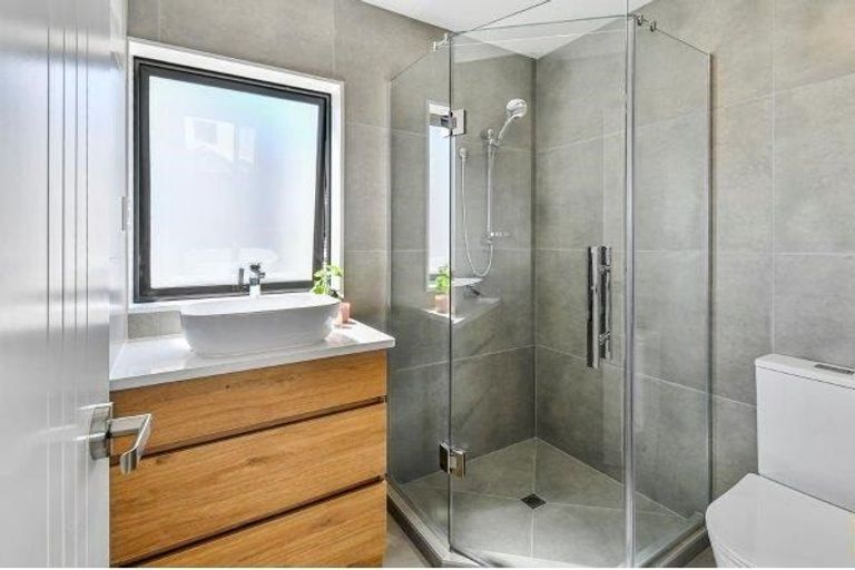 Photo of property in 53 Kairakau Street, Papakura, 2110