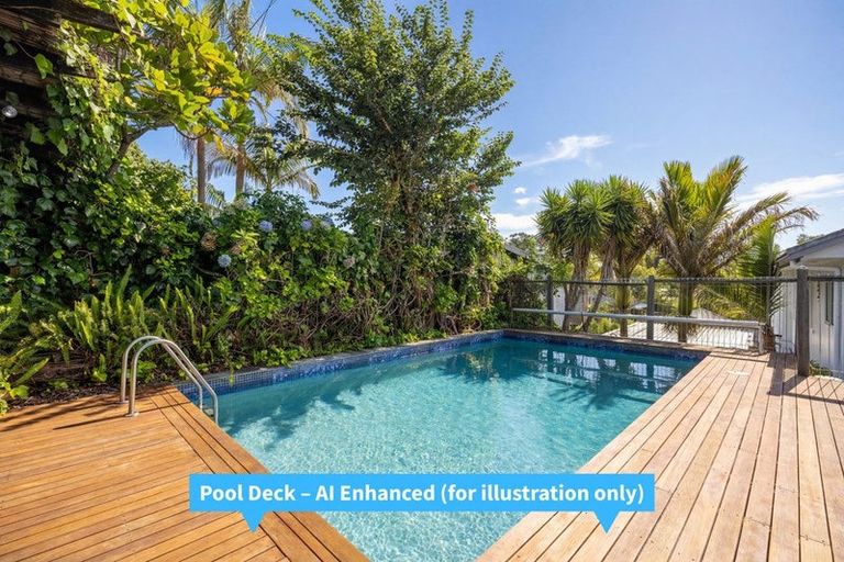 Photo of property in 1/22 Sandown Road, Rothesay Bay, Auckland, 0630