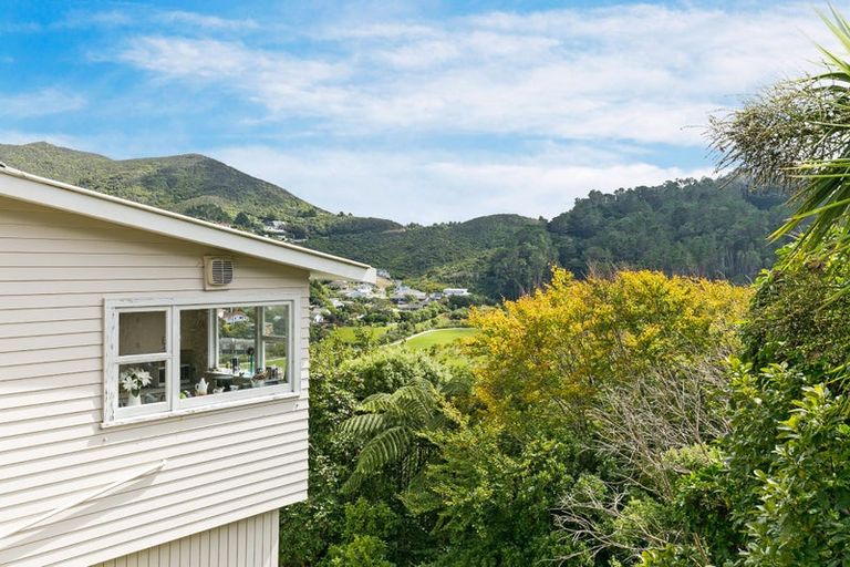 Photo of property in 34 Collier Avenue, Karori, Wellington, 6012