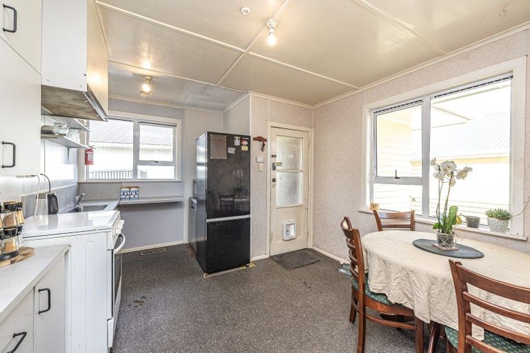 Photo of property in 81a Gonville Avenue, Gonville, Whanganui, 4501