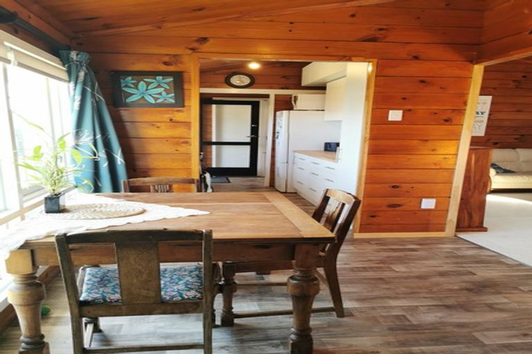 Photo of property in 18 Mcguire Street, Hawera, 4610