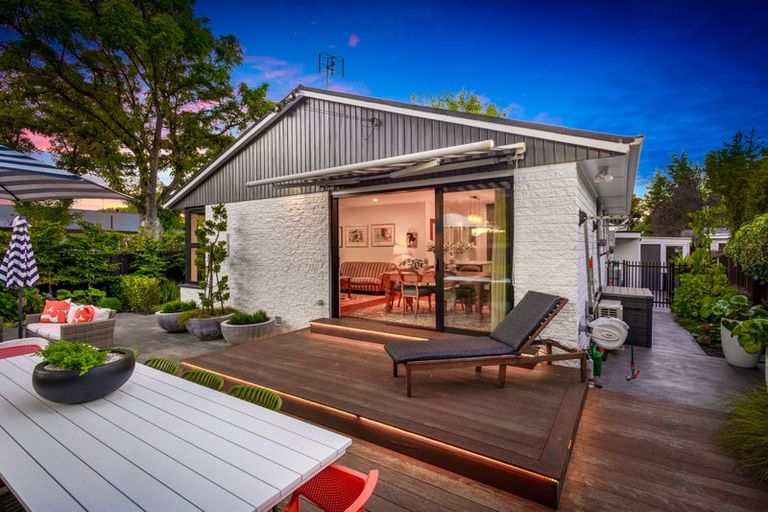 Photo of property in 40 Dee Street, St Albans, Christchurch, 8014