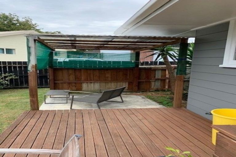 Photo of property in 100 Kitchener Road, Waiuku, 2123