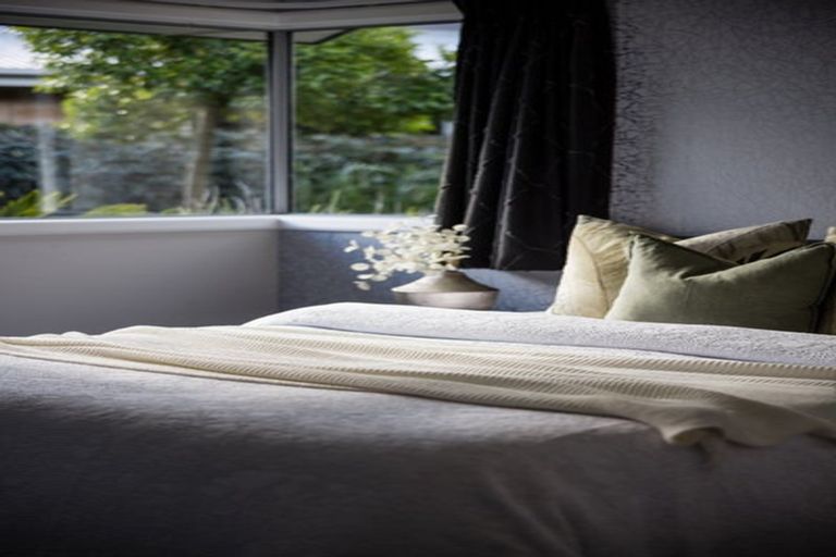 Photo of property in 142 Saint James Drive, Huntington, Hamilton, 3210