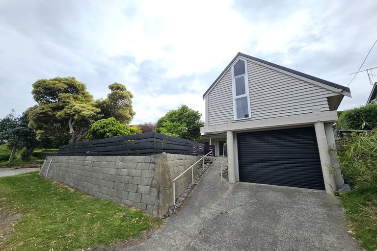 Photo of property in 12 Manly Street, Paraparaumu Beach, Paraparaumu, 5032