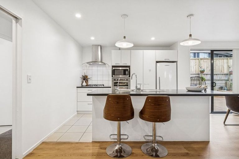 Photo of property in 65b Puriri Road, Pukekohe, 2120