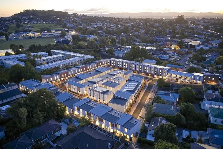 Photo of property in 34b James Street, Mangere East, Auckland, 2024