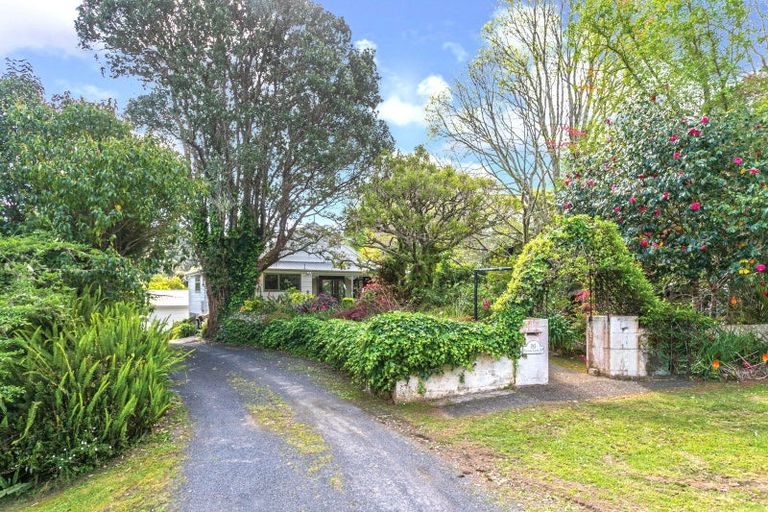 Photo of property in 195 Driving Creek Road, Coromandel, 3506