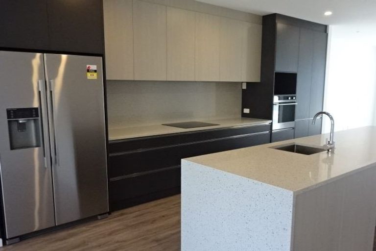 Photo of property in 11 Gunn Way, Hobsonville, Auckland, 0616