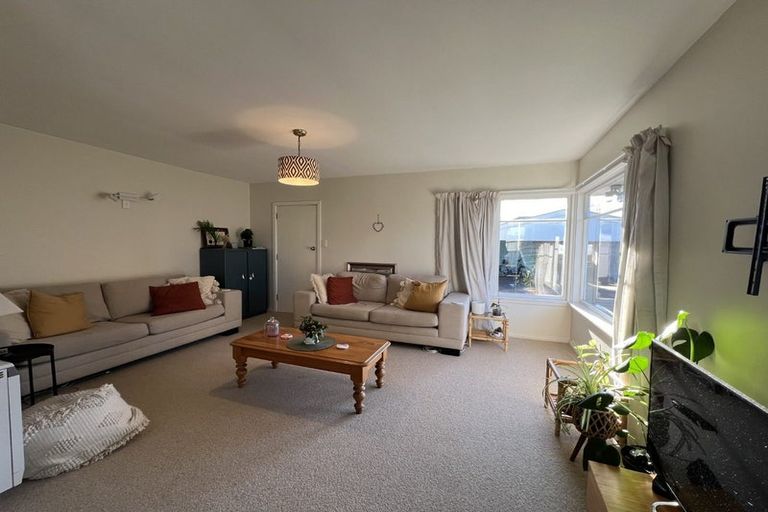 Photo of property in 27 Bethel Crescent, Bishopdale, Christchurch, 8053