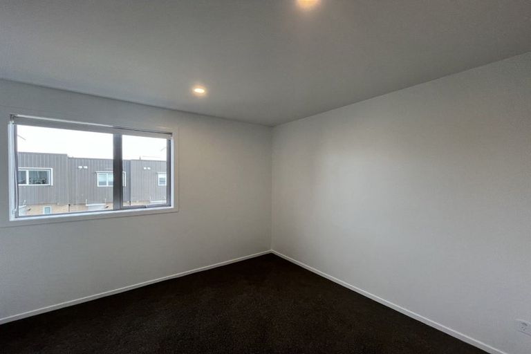 Photo of property in 16 Ngae Place, Mangere East, Auckland, 2024