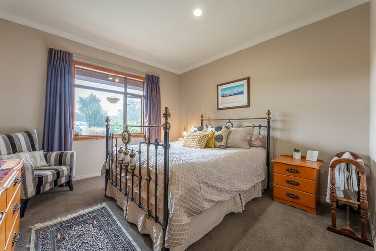 Photo of property in 17 Downs Road, Geraldine, 7930