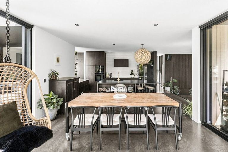 Photo of property in 1 Mcrae Rise, Wanaka, 9305