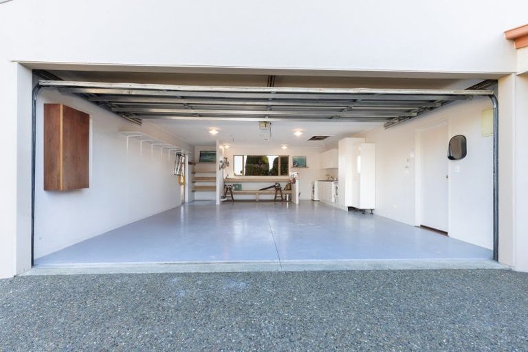 Photo of property in 50 Hoult Crescent, Monaco, Nelson, 7011