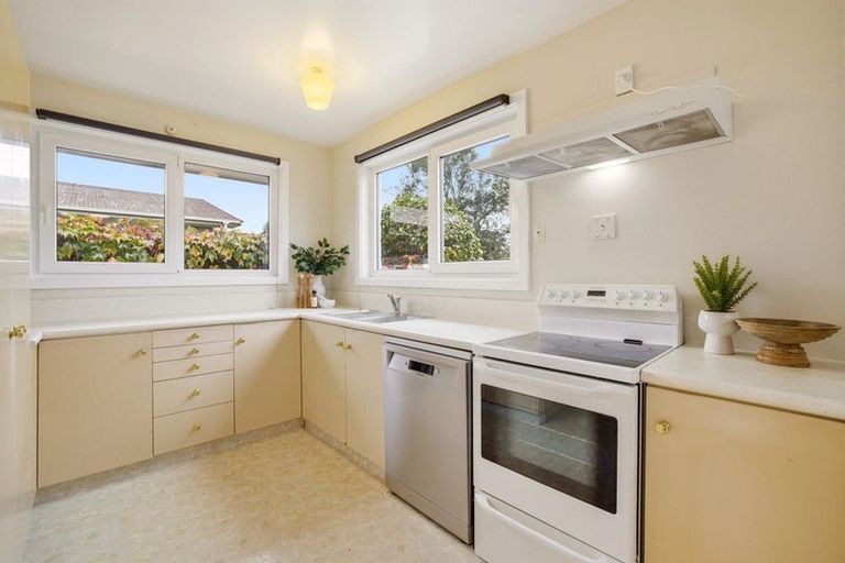 Photo of property in 28 Cheyenne Street, Sockburn, Christchurch, 8042