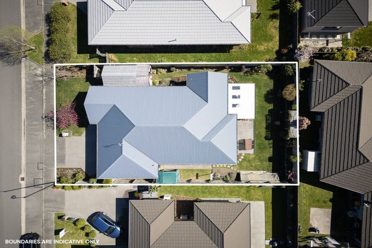 Photo of property in 87 Rannoch Drive, Broomfield, Christchurch, 8042