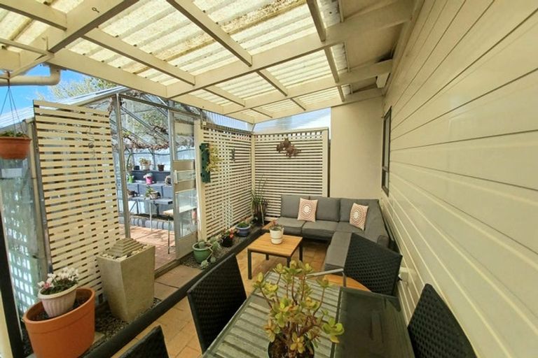 Photo of property in 10 Wera Street, Hawera, 4610