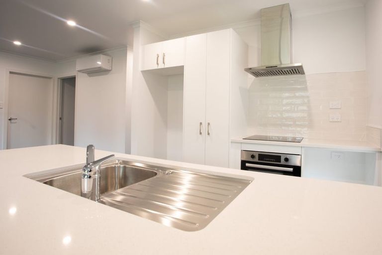 Photo of property in 35u2 Flynn Road, Hillcrest, Hamilton, 3216