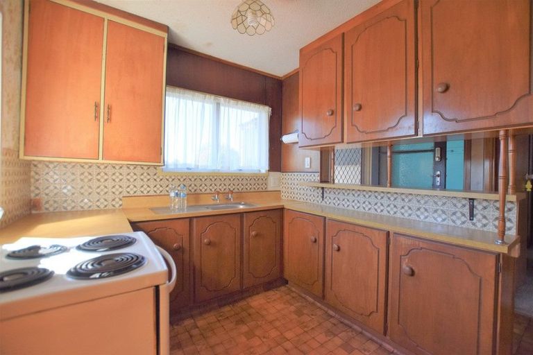 Photo of property in 87a Edmonton Road, Henderson, Auckland, 0612