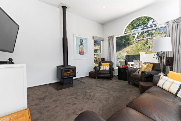 Photo of property in 66 Hensman Road, Queenstown, 9300
