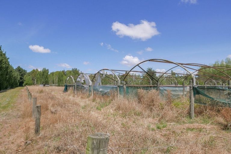 Photo of property in 399 Old West Coast Road, Templeton, Christchurch, 7676