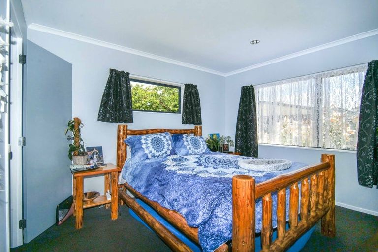 Photo of property in 11 Stout Street, Westport, 7825