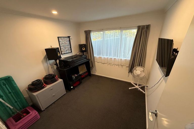Photo of property in 3 Ngae Place, Mangere East, Auckland, 2024