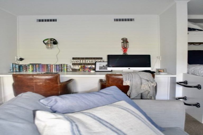 Photo of property in 75 Kohekohe Road, Waikanae, 5036