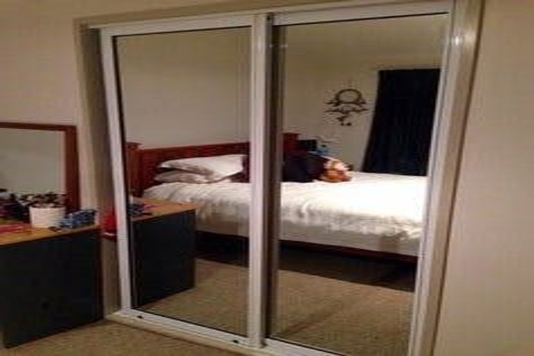 Photo of property in 44n Roxburgh Street, Mount Victoria, Wellington, 6011