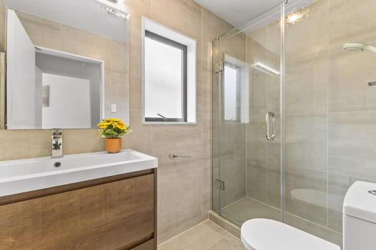 Photo of property in 66 Kano Way, Hobsonville, Auckland, 0616