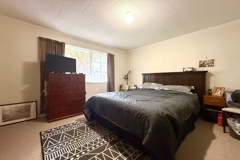 Photo of property in 122 California Drive, Totara Park, Upper Hutt, 5018