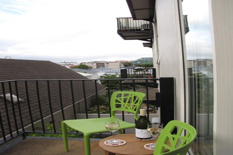 Photo of property in 37u8 Majoribanks Street, Mount Victoria, Wellington, 6011