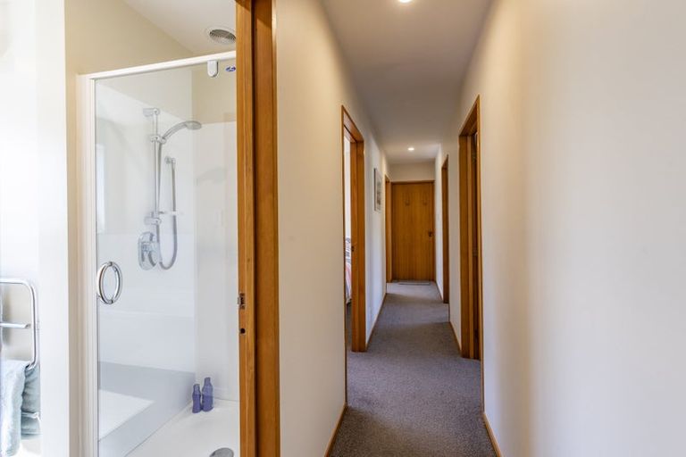 Photo of property in 10 Ben Nevis Drive, Broomfield, Christchurch, 8042