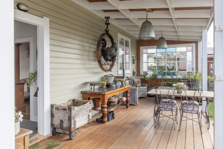 Photo of property in 43 Gordon Street, Dannevirke, 4930