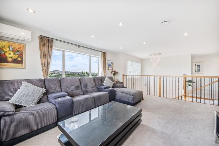 Photo of property in 42 Castlederg Drive, Flat Bush, Auckland, 2019