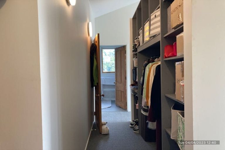 Photo of property in 25 Putnam Street, Northland, Wellington, 6012