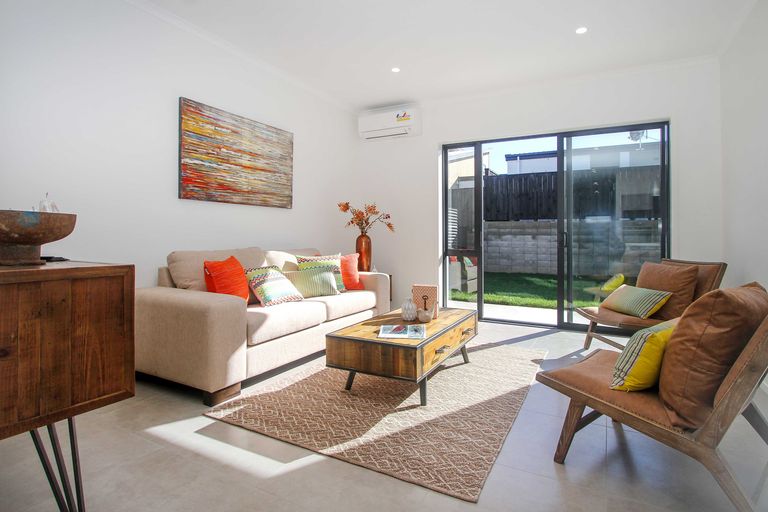 Photo of property in 26 Onekiritea Road, Hobsonville, Auckland, 0616