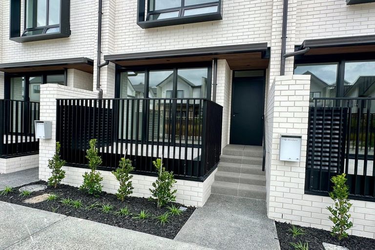 Photo of property in 11b Windlass Street, Long Bay, Auckland, 0630