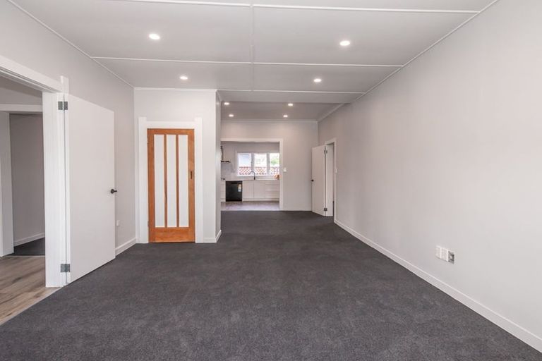 Photo of property in 96 Romilly Street, Westport, 7825