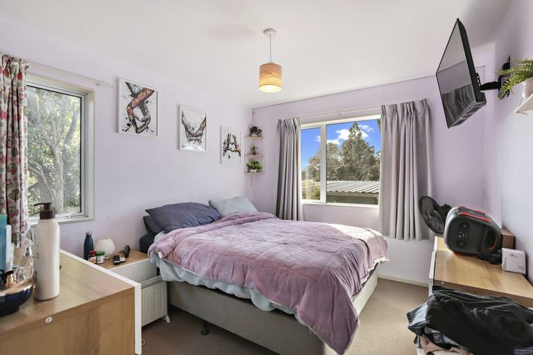 Photo of property in 40h Konini Road, Titirangi, Auckland, 0604