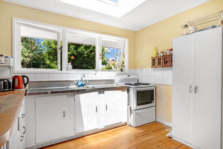 Photo of property in 9 Matai Street, Waiuku, 2123
