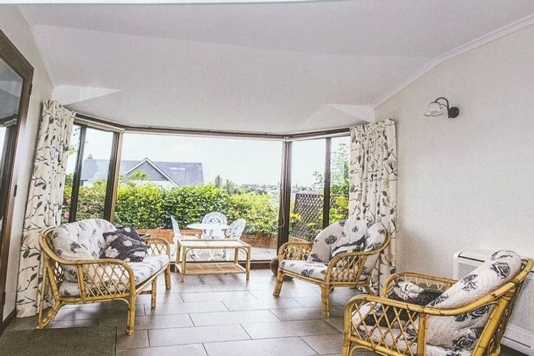 Photo of property in 2 Orbell Street, Highfield, Timaru, 7910