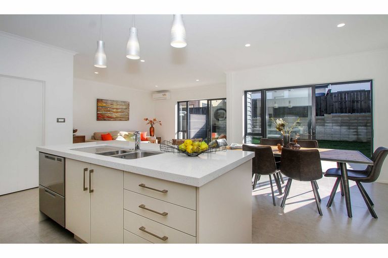 Photo of property in 26 Onekiritea Road, Hobsonville, Auckland, 0616