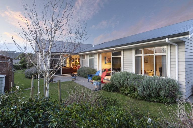 Photo of property in 42 Maude Street, Riverhead, 0820