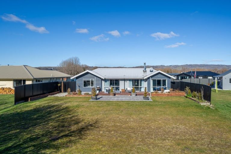 Photo of property in 5 Half Time Close, Omakau, 9376