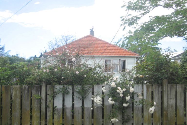 Photo of property in 5 Seddon Street, Te Puke, 3119