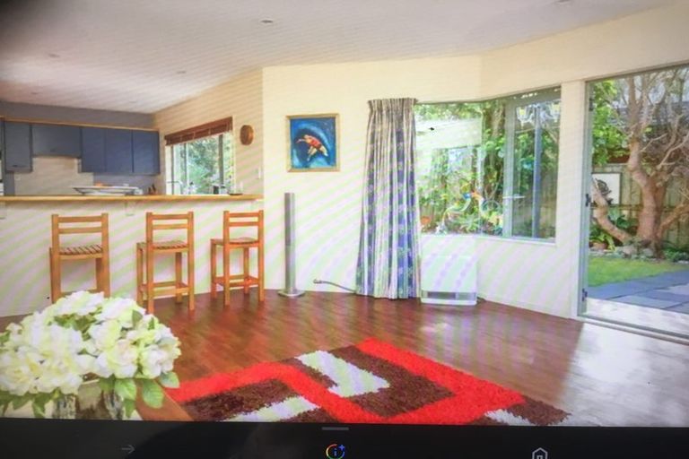 Photo of property in 6 Gresford Place, Churton Park, Wellington, 6037