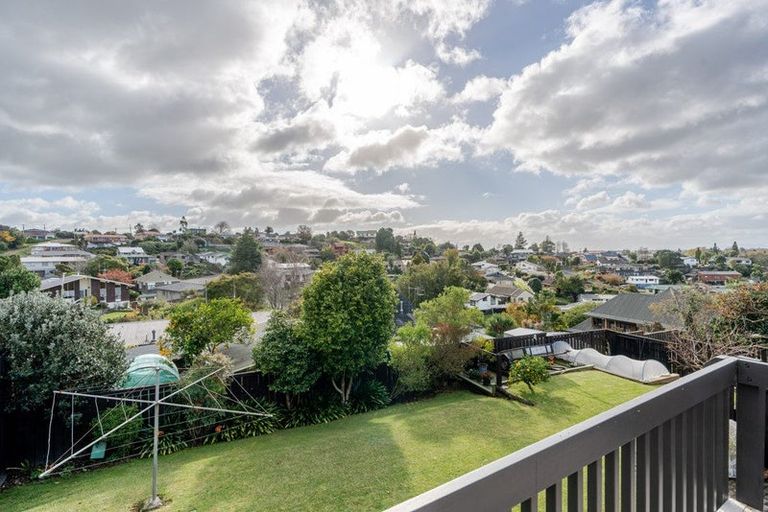 Photo of property in 14 Vincent Place, Dinsdale, Hamilton, 3204