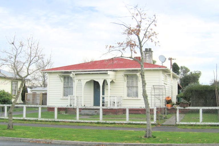 Photo of property in 8 Makomako Street, Frankton, Hamilton, 3204