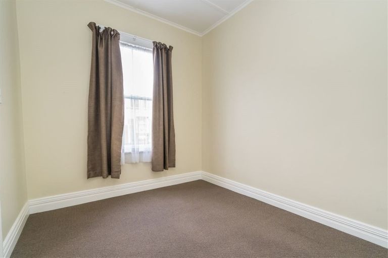 Photo of property in 2 Prendergast Street, South Dunedin, Dunedin, 9012
